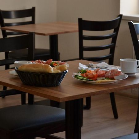 Hostel Děčín Na Skřivánce Esterno foto