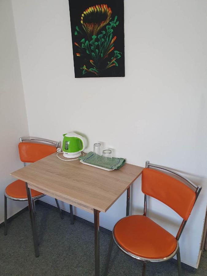 Hostel Děčín Na Skřivánce Esterno foto