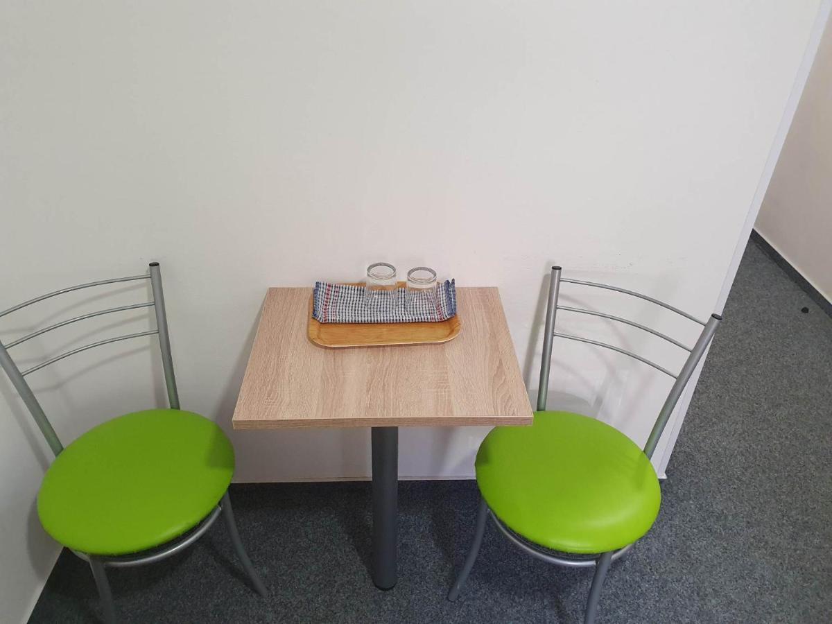 Hostel Děčín Na Skřivánce Esterno foto