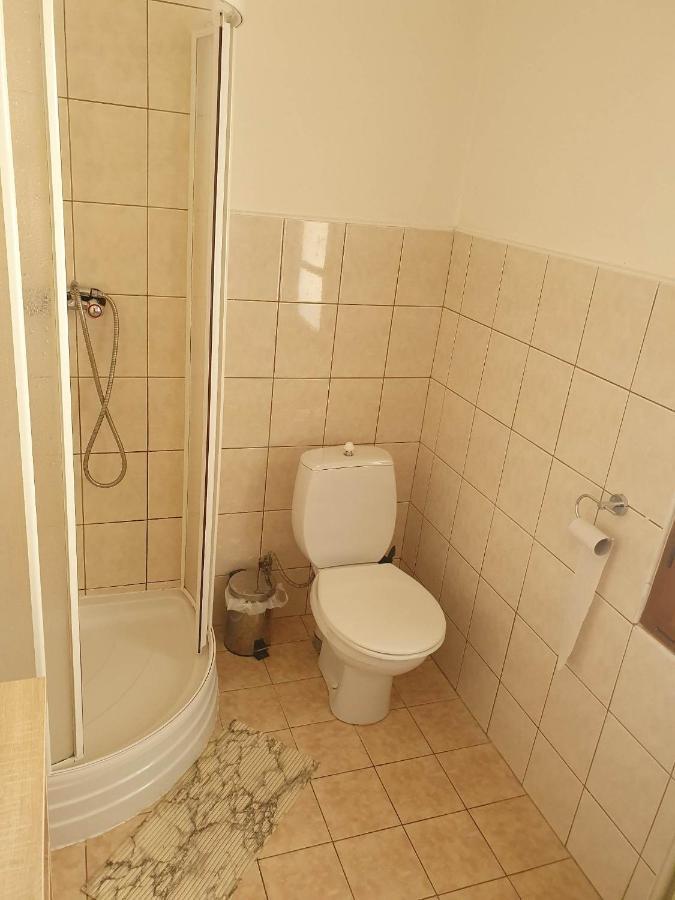 Hostel Děčín Na Skřivánce Esterno foto