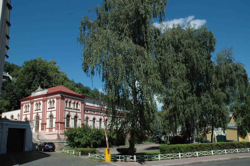 Hostel Děčín Na Skřivánce Esterno foto